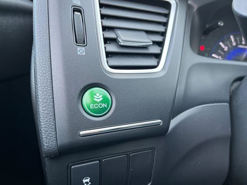 Used 2014 Honda Civic LX image 25