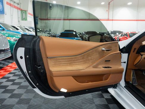 Used 2020 Lexus LC 500 Coupe w/ Performance Package RWD image 18