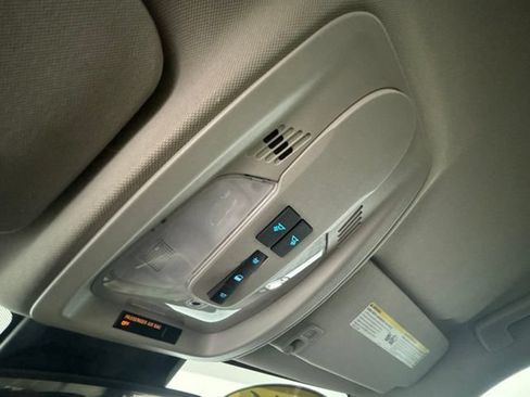 Used 2016 Chevrolet Equinox LT w/ Convenience Package FWD image 8