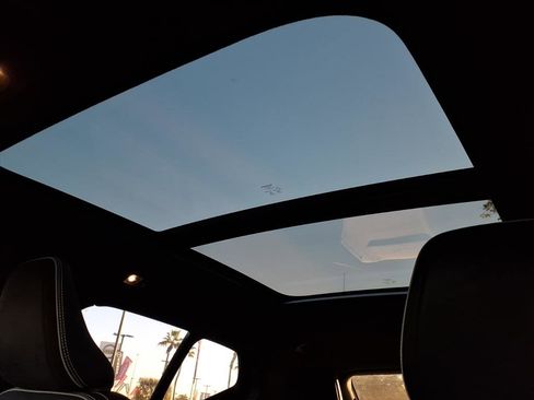 Used 2020 Volvo XC40 T5 R-Design w/ Protection Package image 13