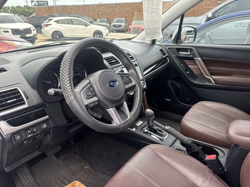 Used 2017 Subaru Forester 2.5i Touring AWD/4WD image 8