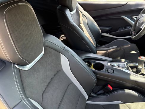 Used 2021 Chevrolet Camaro SS RWD image 23