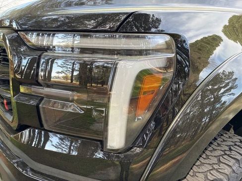 New 2026 Ford F150 Lariat w/ Equipment Group 502A High image 10