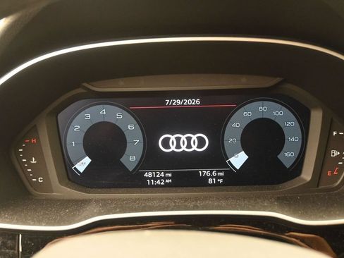 Used 2021 Audi Q3 2.0T Premium w/ Convenience Package AWD/4WD image 13