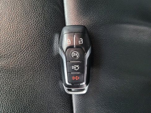 Used 2017 Ford Explorer XLT w/ Equipment Group 202A image 32