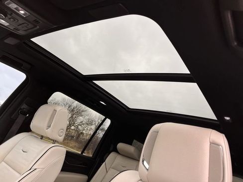 Certified 2023 Cadillac Escalade ESV Sport w/ Touring Package image 24