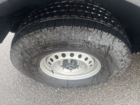 Used 2025 Ford Bronco 2-Door image 6