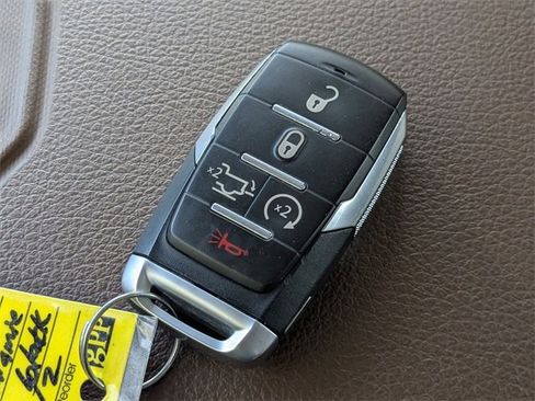 Used 2019 RAM 1500 Laramie image 28