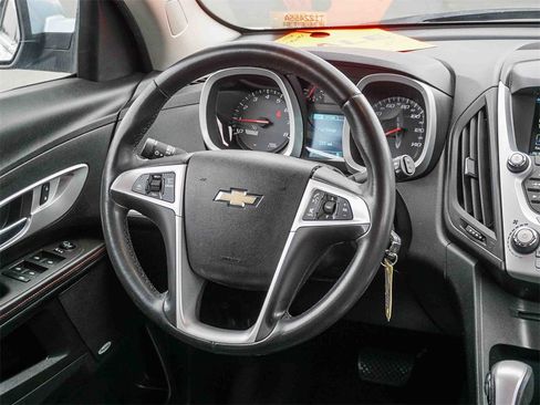 Used 2015 Chevrolet Equinox LT image 16