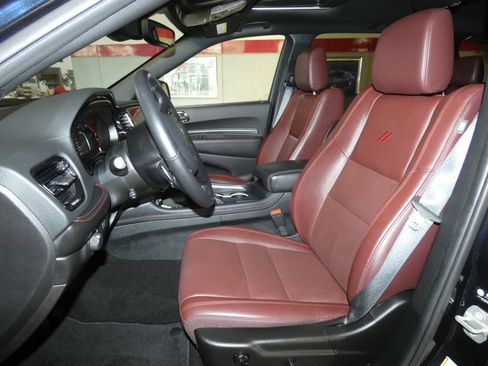 Used 2024 Dodge Durango GT image 9