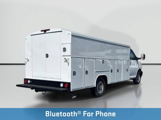 Used 2021 Chevrolet Express 3500 w/ Power Convenience Package RWD image 9