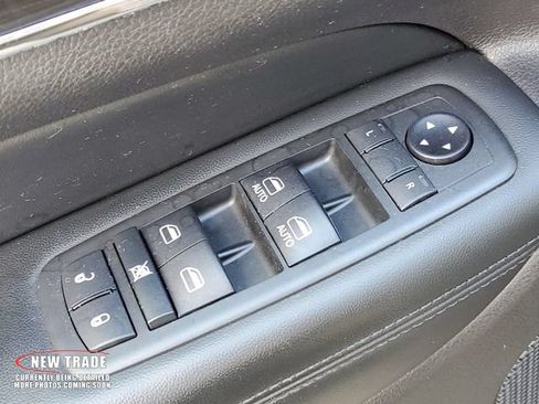 Used 2020 Jeep Grand Cherokee Limited AWD/4WD image 18