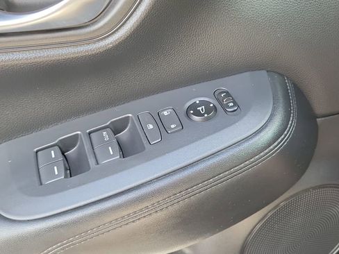Used 2024 Honda HR-V LX image 23