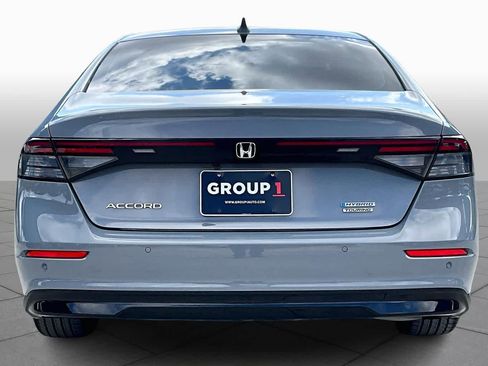 Used 2024 Honda Accord Touring image 5