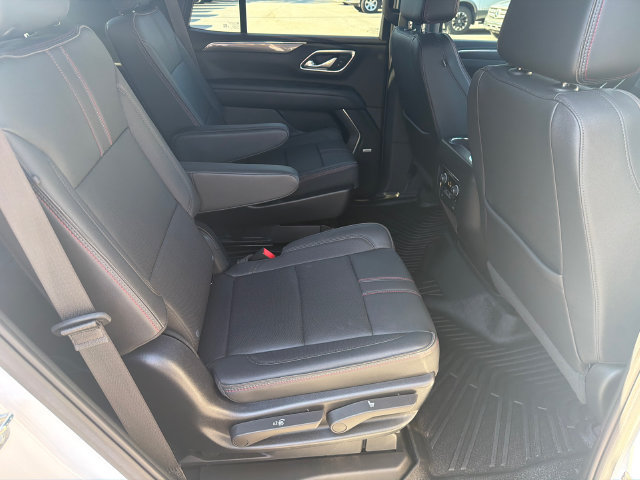 Used 2023 Chevrolet Tahoe RST w/ Luxury Package RWD image 17