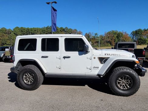 New 2025 Jeep Wrangler Unlimited Rubicon 392 image 2