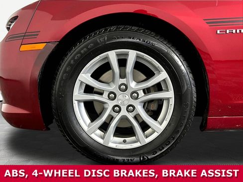 Used 2015 Chevrolet Camaro LT RWD image 29
