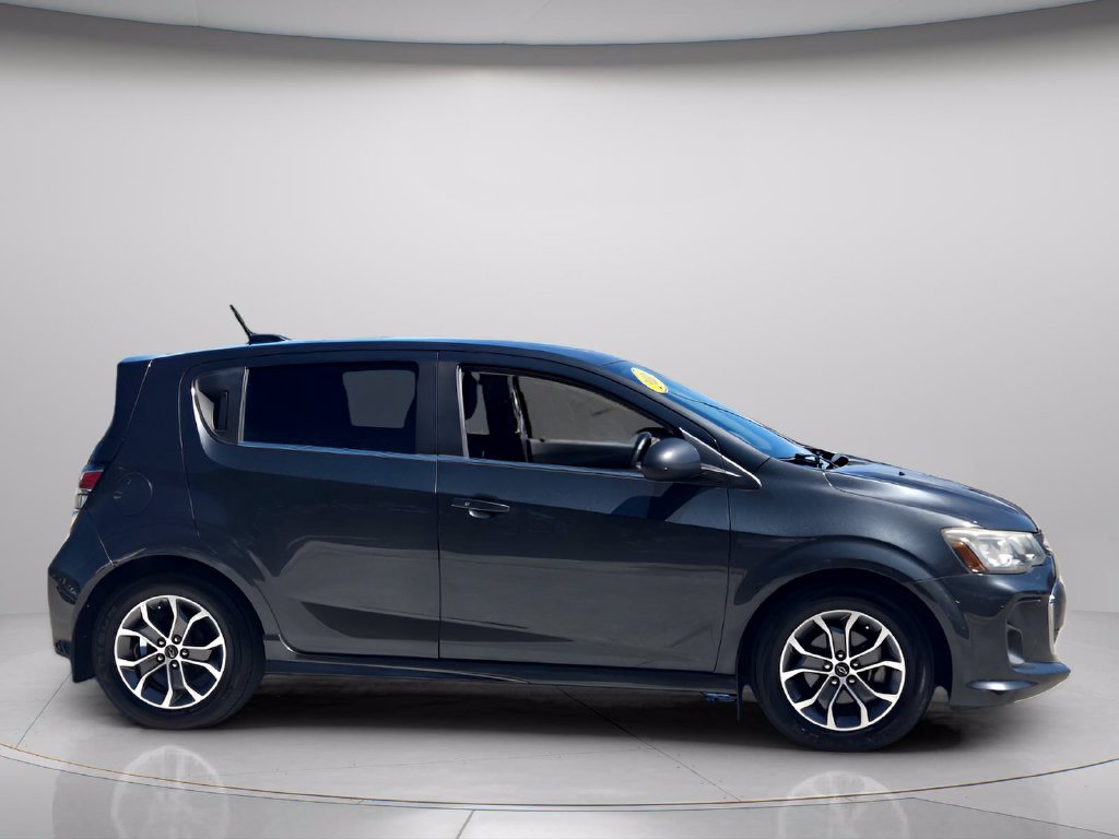 Used 2018 Chevrolet Sonic LT w/ Convenience Package FWD image 7