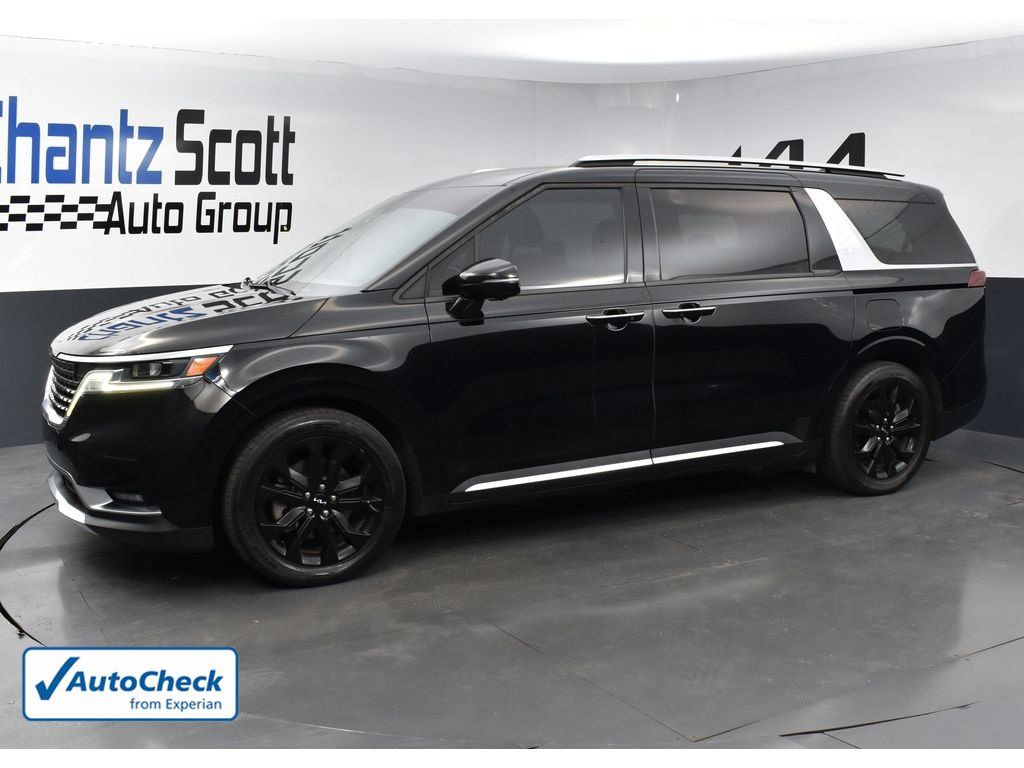 Used 2022 Kia Carnival SX FWD image 2