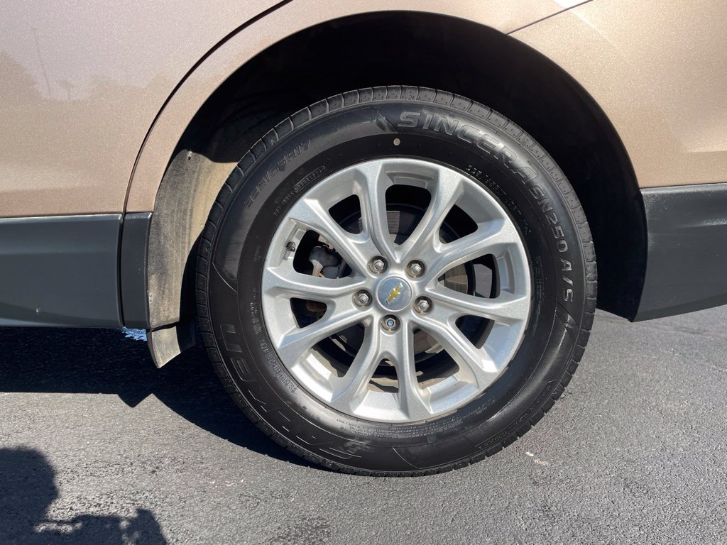 Used 2019 Chevrolet Equinox LT AWD/4WD image 30