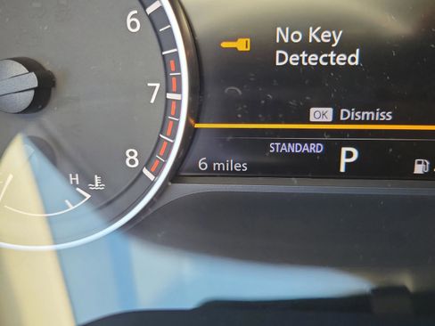 New 2025 Nissan Pathfinder SL image 28