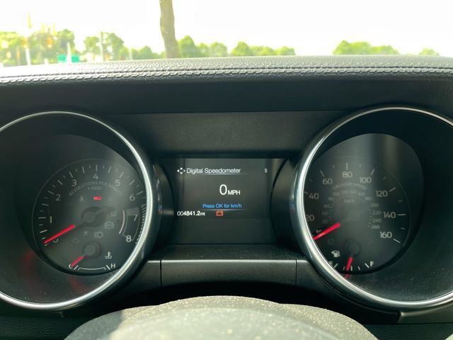 Used 2022 Ford Mustang GT RWD image 13