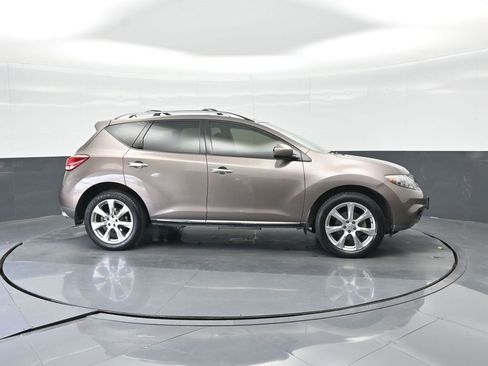 Used 2014 Nissan Murano LE w/ Platinum Edition Package image 11