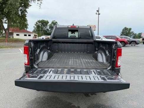 Used 2022 RAM 1500 Big Horn AWD/4WD image 19