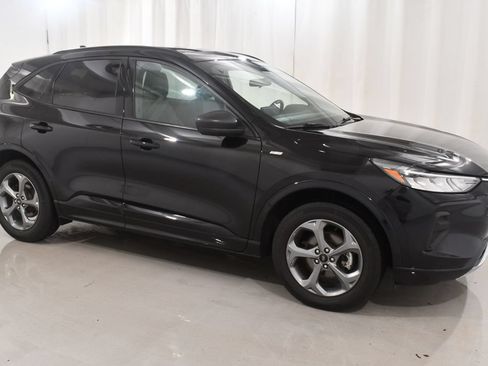 Used 2024 Ford Escape ST-Line w/ Tech Pack #1 AWD/4WD image 5
