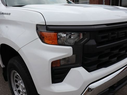 Used 2022 Chevrolet Silverado 1500 W/T w/ WT Value Package image 5