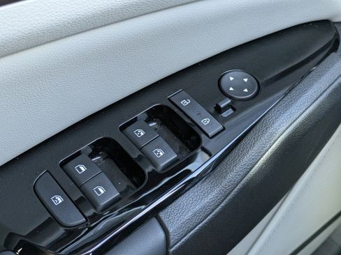 Certified 2023 Kia Sportage EX FWD image 18
