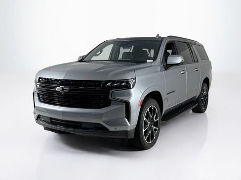 Used 2024 Chevrolet Suburban RST w/ Luxury Package RWD image 1