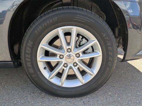 Used 2014 Dodge Grand Caravan SXT w/ Rear Park Assist Package FWD image 26