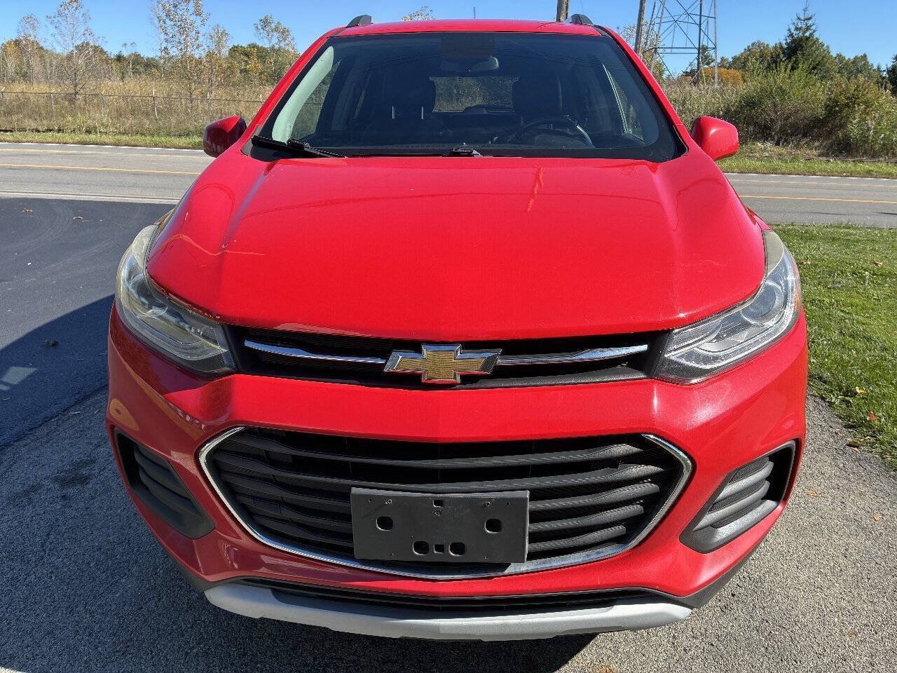 Used 2017 Chevrolet Trax LT w/ Driver Confidence Package AWD/4WD image 10