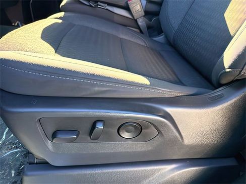 Certified 2024 Chevrolet Silverado 1500 LT image 18