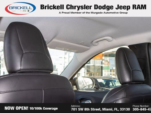 Used 2019 Jeep Cherokee Limited image 17