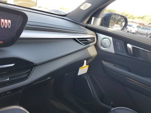 New 2026 Buick Enclave Avenir w/ Super Cruise Package FWD image 25