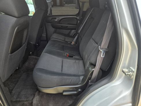 Used 2014 Chevrolet Tahoe LS RWD image 15