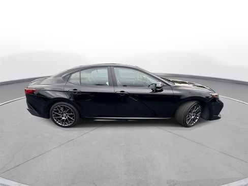 Certified 2025 Toyota Camry SE w/ Convenience Package FWD image 5