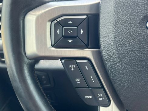 Used 2019 Ford F150 Platinum w/ Equipment Group 701A Luxury AWD/4WD image 23