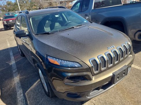 Used 2015 Jeep Cherokee Sport w/ Sport Appearance Group image 3