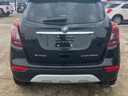 Used 2018 Buick Encore Preferred image 3