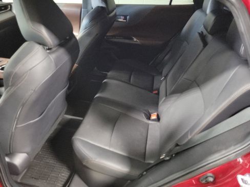 Used 2022 Toyota Venza Limited image 13