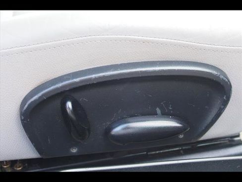 Used 2001 Porsche Boxster image 20