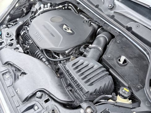 Used 2019 MINI Cooper S image 17