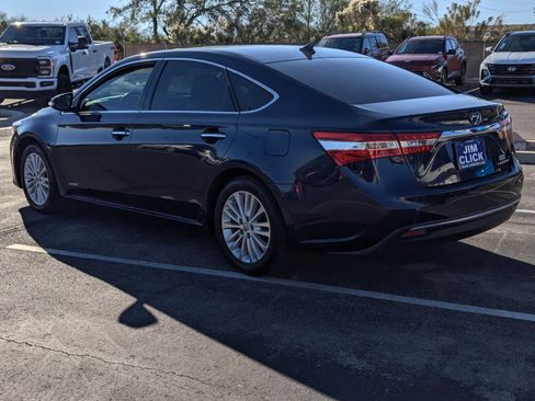 Used 2014 Toyota Avalon Limited image 4
