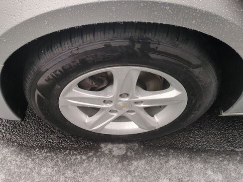 Certified 2020 Chevrolet Malibu LS image 32