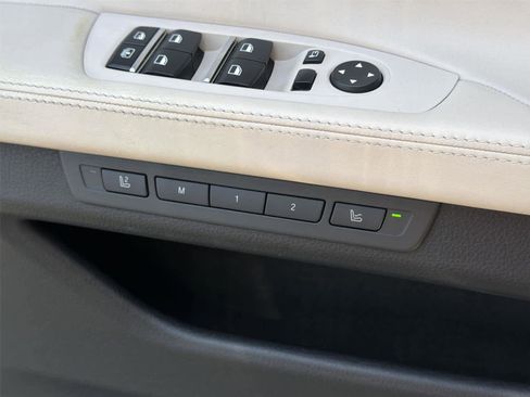 Used 2012 BMW 750Li RWD image 39