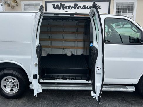 Used 2023 Chevrolet Express 2500 w/ Driver Convenience Package image 23