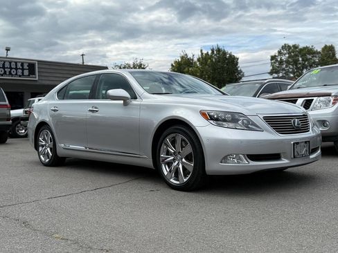 Used 2008 Lexus LS 600h L image 13
